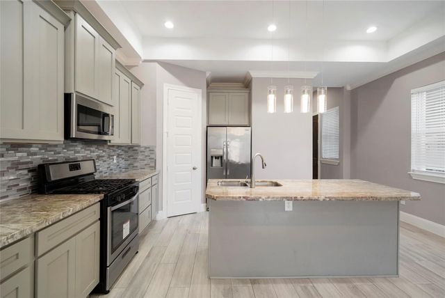 2807 Wichita St Street, Houston, TX 77004