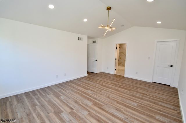 13 Apple Ridge Rd, Vernon Twp., NJ 07461