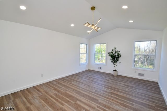 13 Apple Ridge Rd, Vernon Twp., NJ 07461