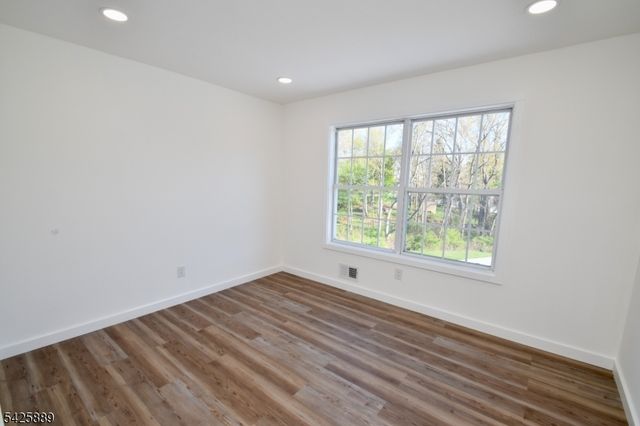 13 Apple Ridge Rd, Vernon Twp., NJ 07461
