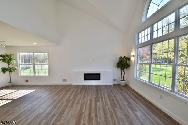 13 Apple Ridge Rd, Vernon Twp., NJ 07461