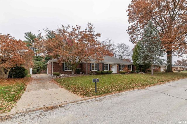 1304 S 30TH Street, Quincy, IL 62301