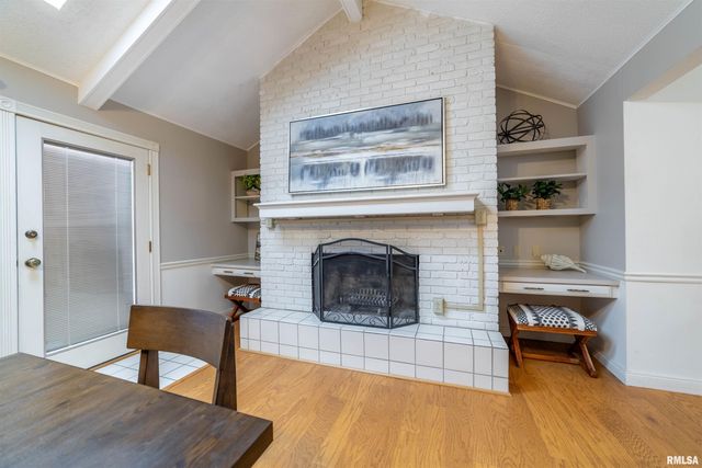 1304 S 30TH Street, Quincy, IL 62301