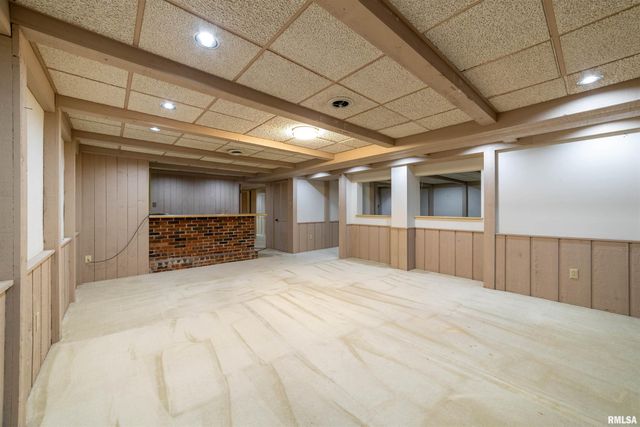 1304 S 30TH Street, Quincy, IL 62301