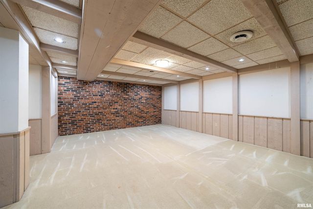 1304 S 30TH Street, Quincy, IL 62301