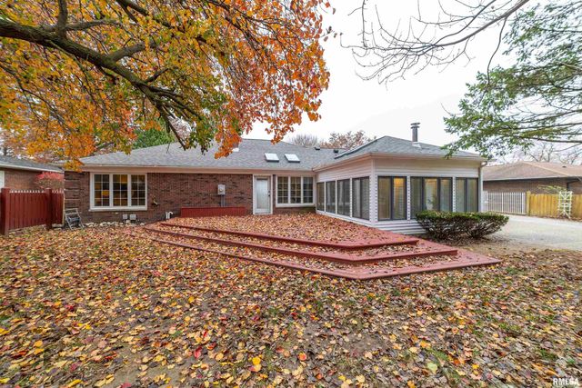 1304 S 30TH Street, Quincy, IL 62301