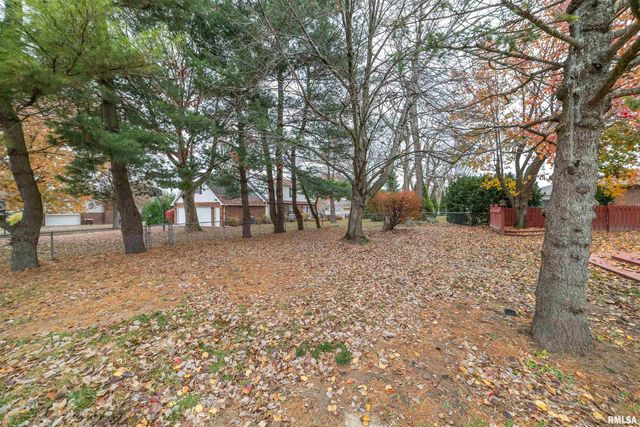 1304 S 30TH Street, Quincy, IL 62301