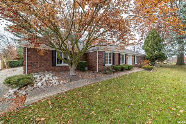 1304 S 30TH Street, Quincy, IL 62301