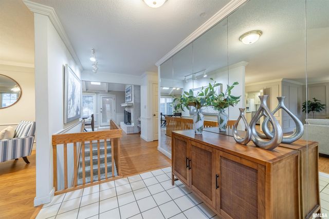 1304 S 30TH Street, Quincy, IL 62301