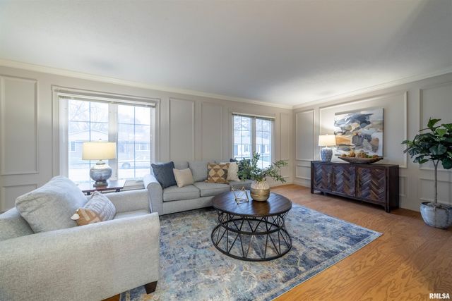 1304 S 30TH Street, Quincy, IL 62301