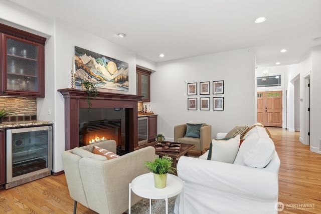 45723 SE 138TH Court, North Bend, WA 98045