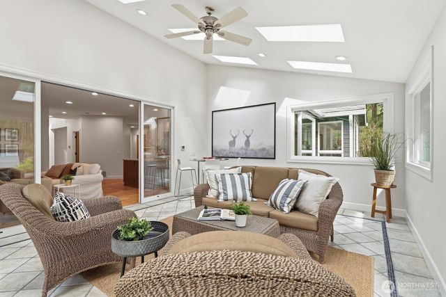 45723 SE 138TH Court, North Bend, WA 98045