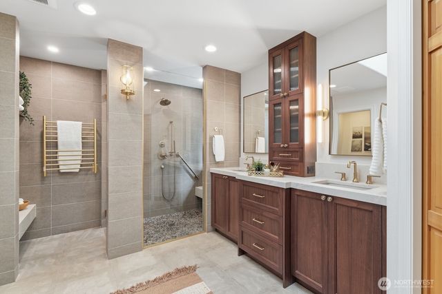 45723 SE 138TH Court, North Bend, WA 98045