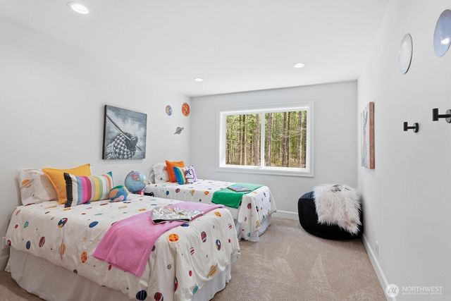 45723 SE 138TH Court, North Bend, WA 98045