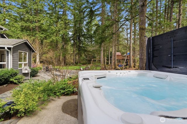 45723 SE 138TH Court, North Bend, WA 98045