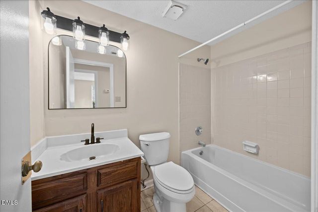 1621 River Knoll Drive, Raleigh, NC 27610
