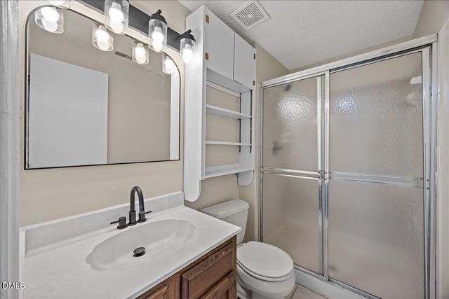 1621 River Knoll Drive, Raleigh, NC 27610