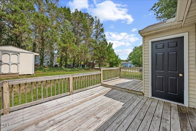 1621 River Knoll Drive, Raleigh, NC 27610