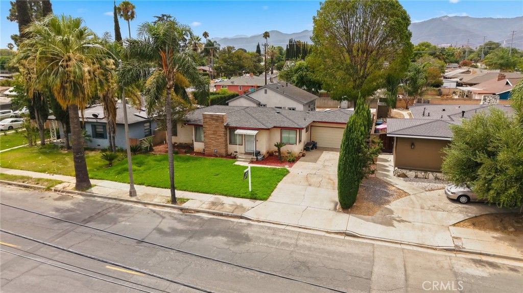 Image 1 of property listing at 1050 W Olive Street, Corona, CA 92882