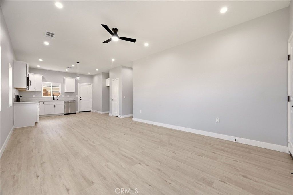 Image 21 of property listing at 1050 W Olive Street, Corona, CA 92882