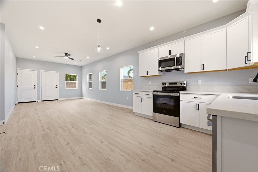 Image 27 of property listing at 1050 W Olive Street, Corona, CA 92882