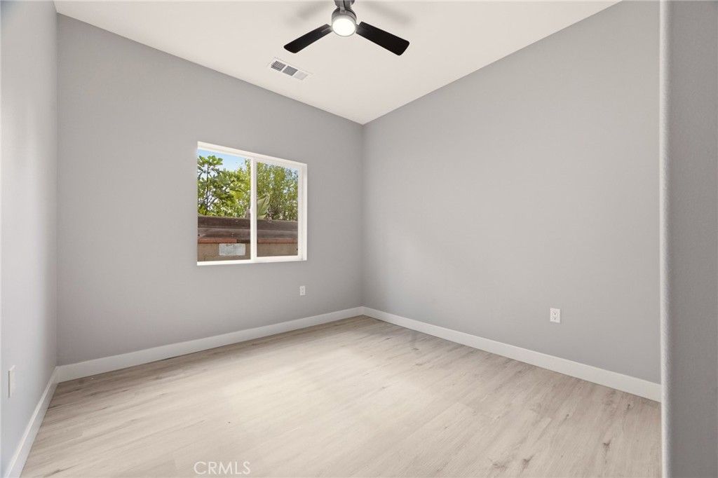 Image 36 of property listing at 1050 W Olive Street, Corona, CA 92882