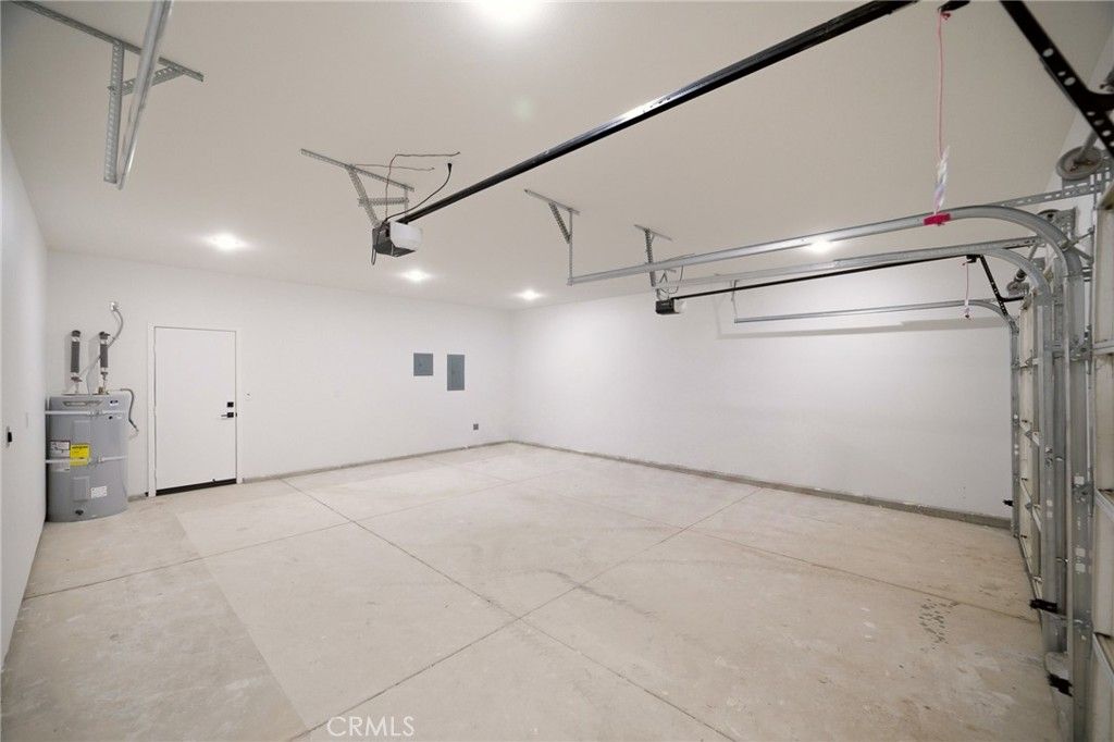 Image 41 of property listing at 1050 W Olive Street, Corona, CA 92882