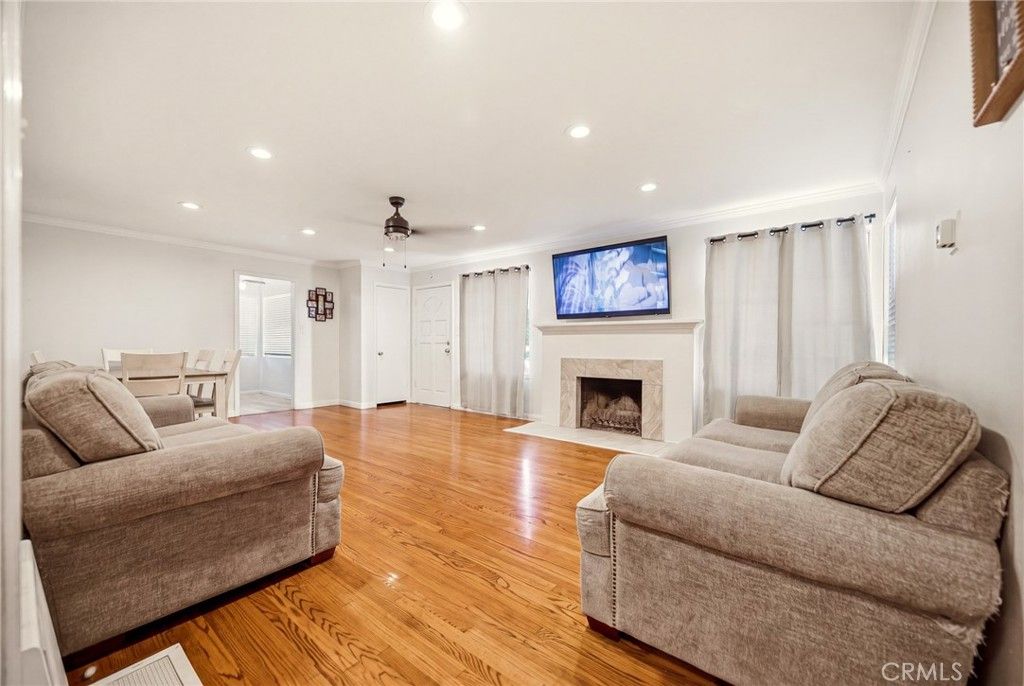 Image 7 of property listing at 1050 W Olive Street, Corona, CA 92882