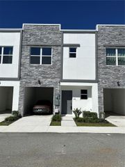 612 TRIKOMO DRIVE, Davenport, FL 33896