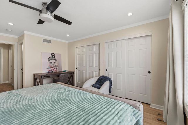 2101 Tamarin Drive, 11B, Columbus, OH 43235