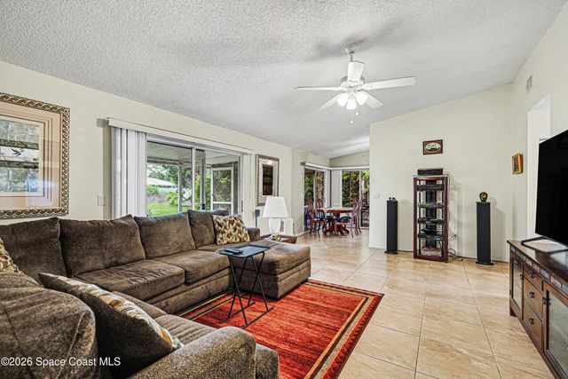 866 Wateroak Drive NE, Palm Bay, FL 32905