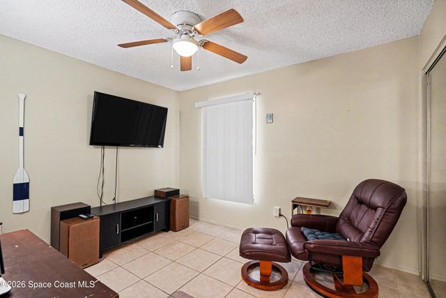 866 Wateroak Drive NE, Palm Bay, FL 32905