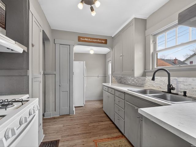 312 Glencoe Avenue, Fort Wayne, IN 46806