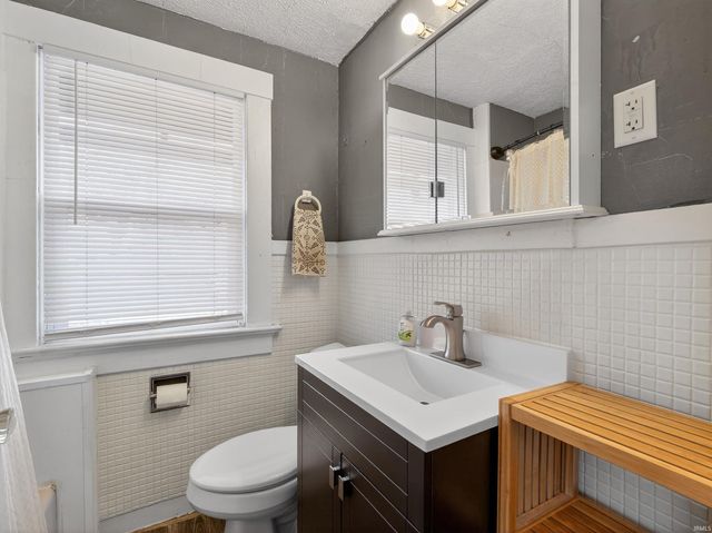 312 Glencoe Avenue, Fort Wayne, IN 46806