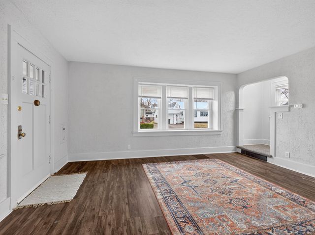 312 Glencoe Avenue, Fort Wayne, IN 46806