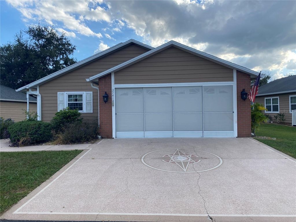 37414 CASTLEBERRY DRIVE, Zephyrhills, FL 33542