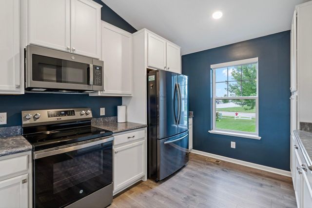 15135 Emory Circle, Apple Valley, MN 55124