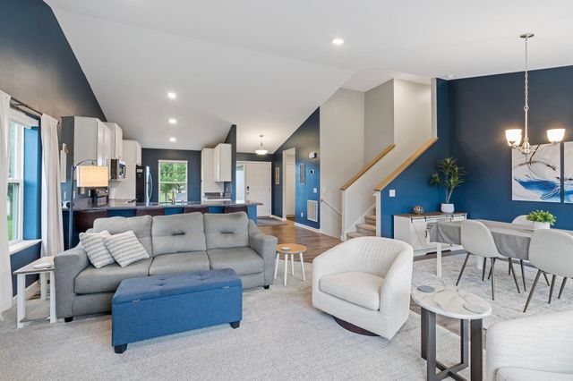 15135 Emory Circle, Apple Valley, MN 55124