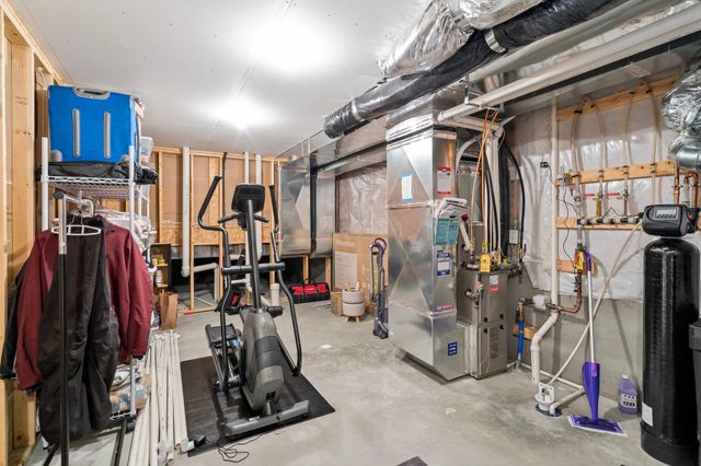 15135 Emory Circle, Apple Valley, MN 55124