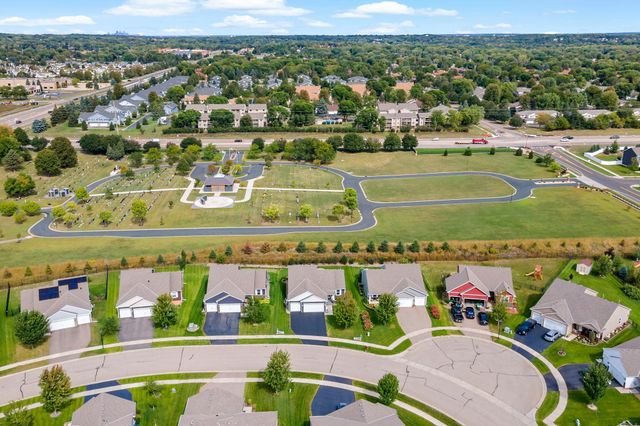 15135 Emory Circle, Apple Valley, MN 55124