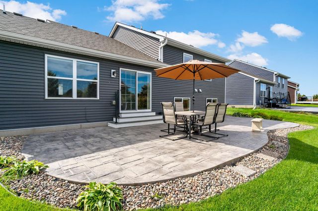 15135 Emory Circle, Apple Valley, MN 55124