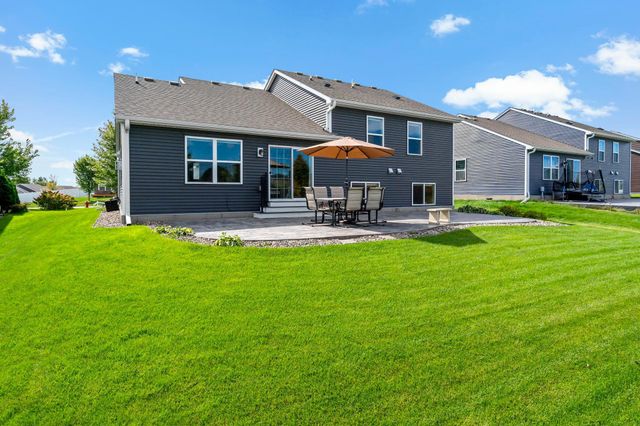15135 Emory Circle, Apple Valley, MN 55124