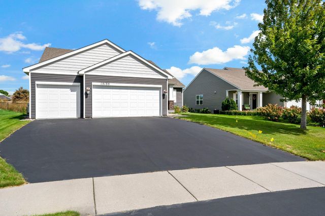 15135 Emory Circle, Apple Valley, MN 55124