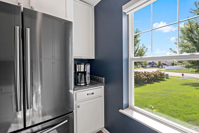 15135 Emory Circle, Apple Valley, MN 55124