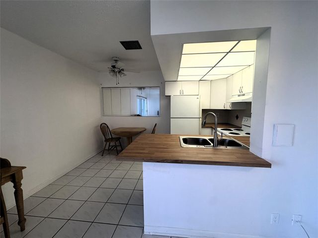 1701 Buchanan Street 201, Hollywood, FL 33020