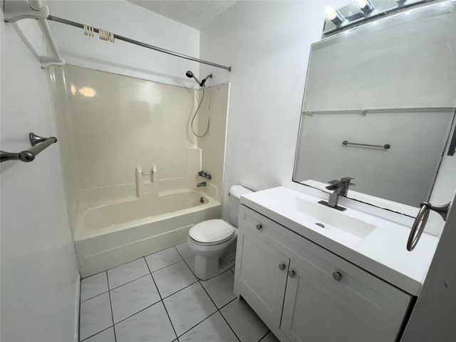 1701 Buchanan Street 201, Hollywood, FL 33020