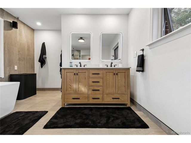 239 Dekker Dr, Golden, CO 80401