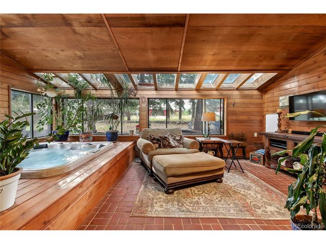 239 Dekker Dr, Golden, CO 80401