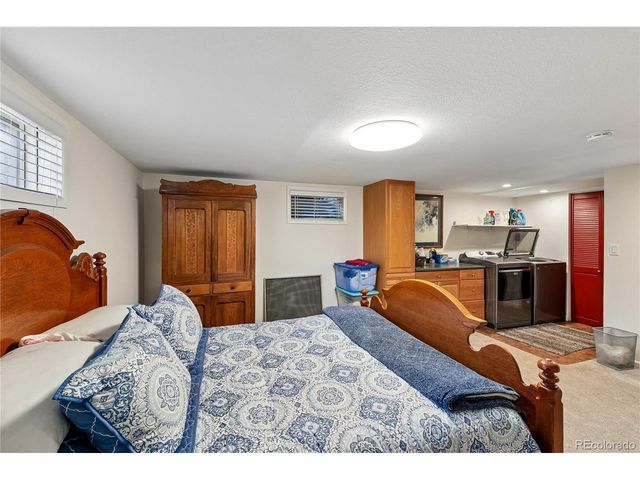 239 Dekker Dr, Golden, CO 80401