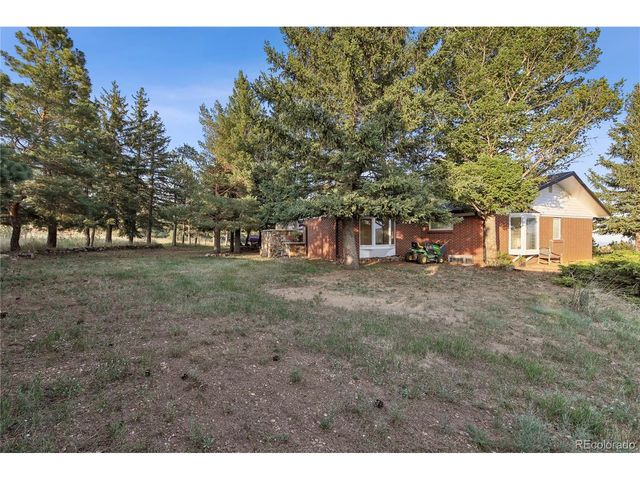 239 Dekker Dr, Golden, CO 80401